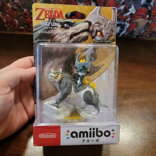 Wolf link amiibo - wolf, figure
